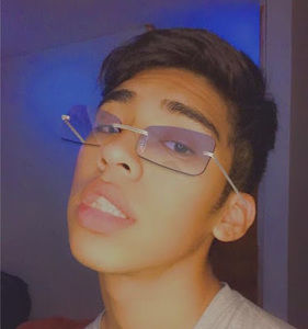 Meet your Posher, Felipe carlos corzo